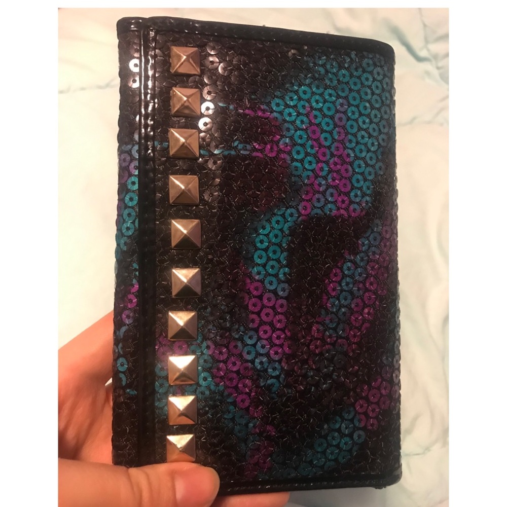Iron Fist Debracorn wallet